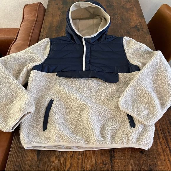 London Fog Dark Blue & Cream Color-Block Puffer-Panel Sherpa Hooded Pullover - Picture 13 of 14